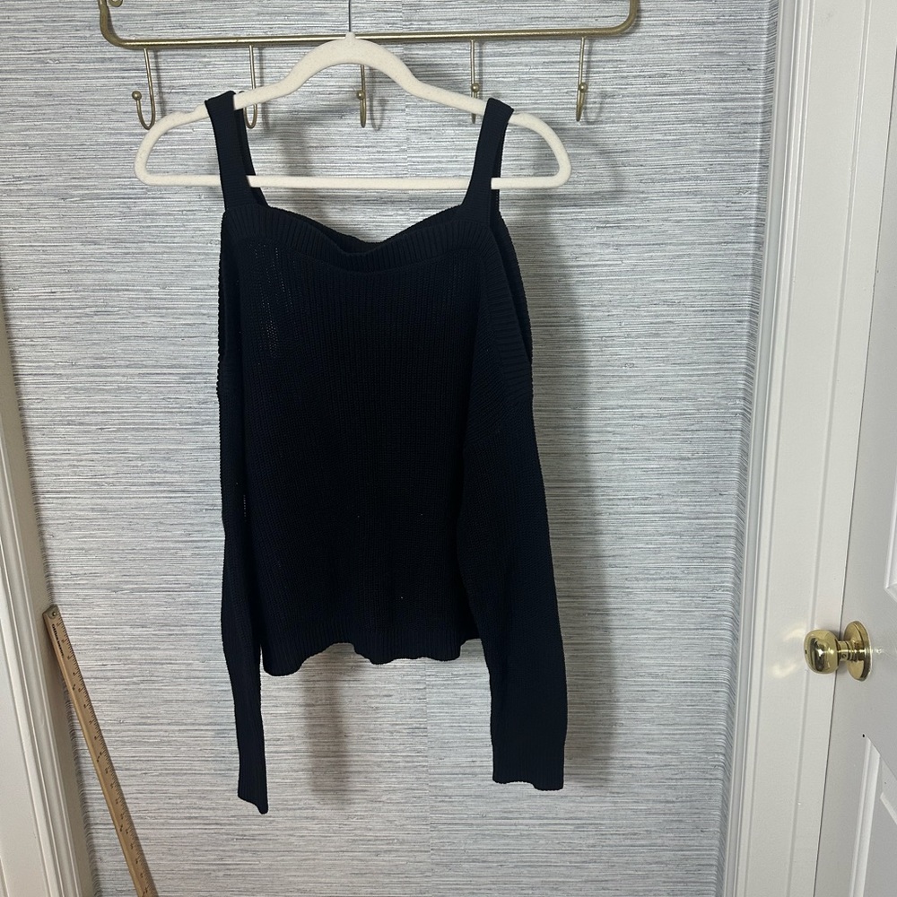 Express black cold shoulder cropped knit sweater